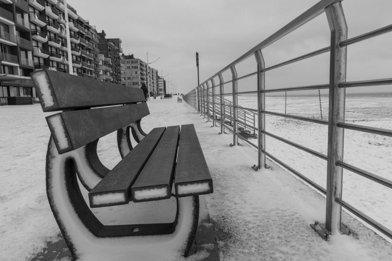 Modern Appartement Met Uniek Zeezicht Koksijde Dış mekan fotoğraf